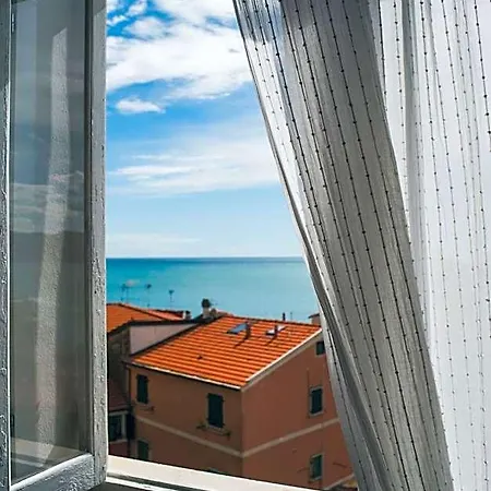 Delle Ondine * Lerici